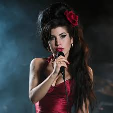 Amy Winehouse Tribute by Roxy Campana — Amy Winehouse tribute act in Benidorm