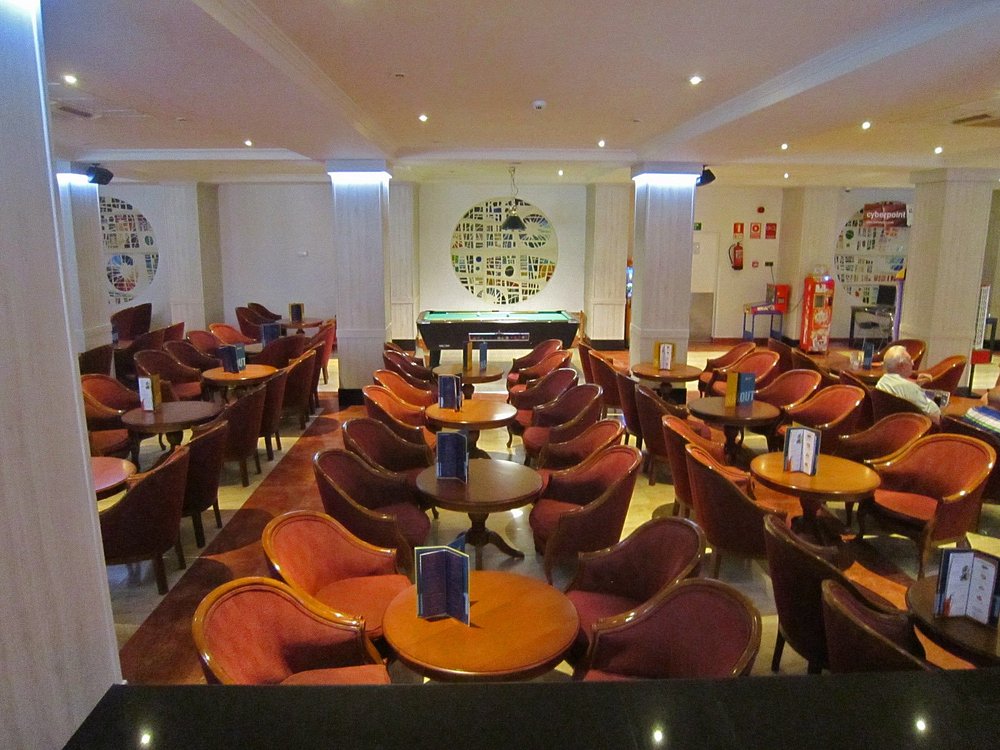 Reception lounge and games area at Sol Pelicanos Ocas
