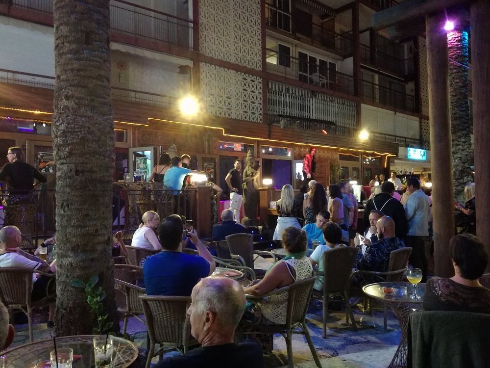 Tribute act performing on the outdoor terrace at KU Benidorm